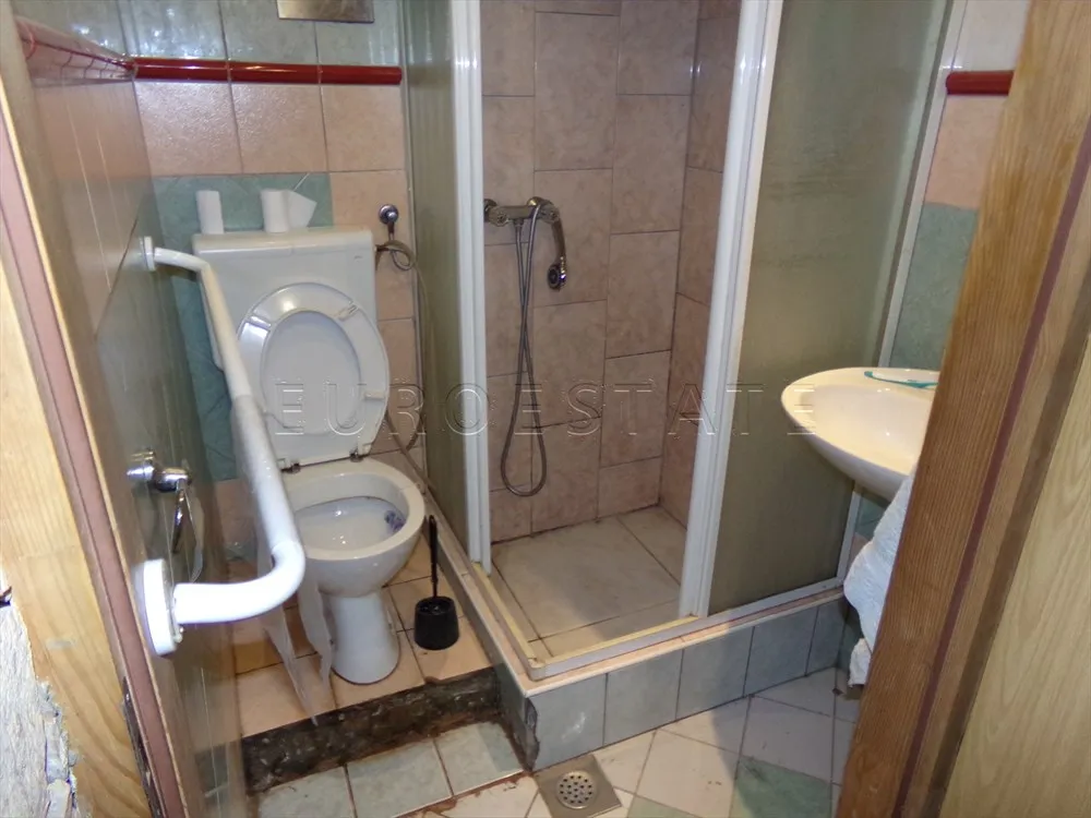 turčin: kuća, gospodarska zgrada i nadstrešnica, ukupno 250 m2 - slika 15