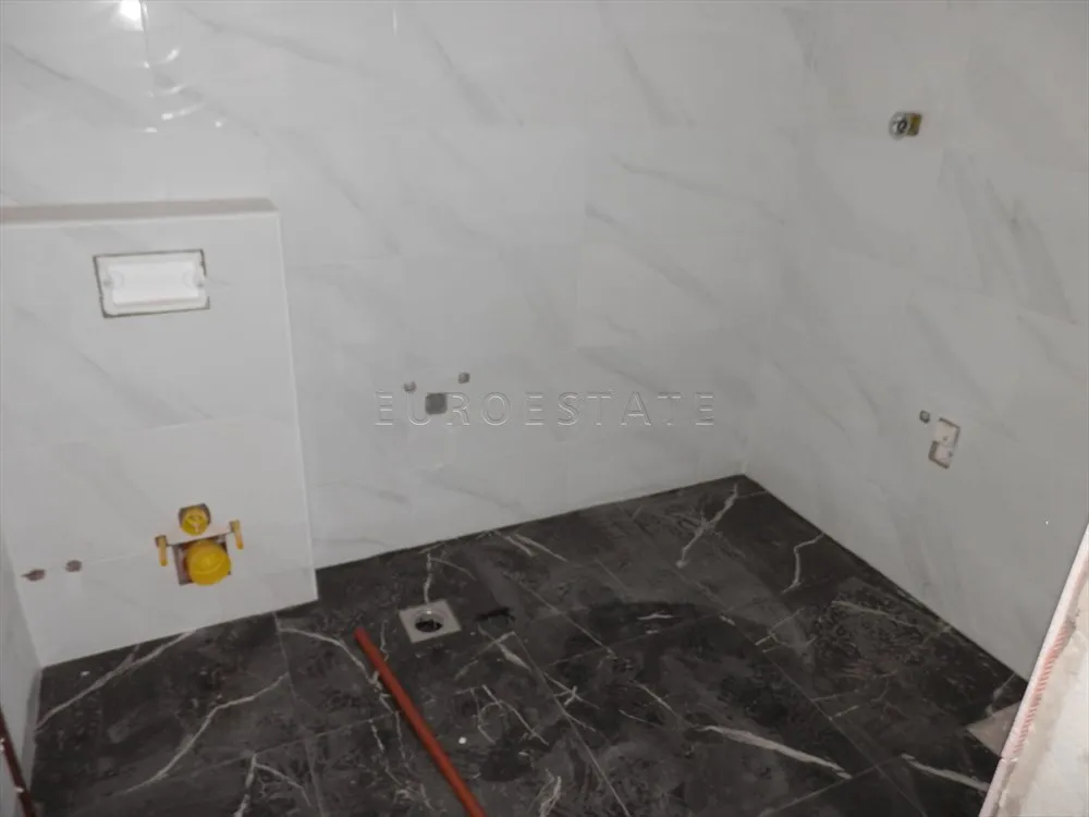 varaždin breg: kuća od 150 m2 sa poslovnim prostorom od 110 m2 - slika 11