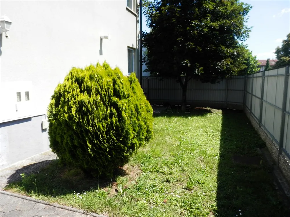 varaždin: renovirana dvojna kuća površine 135 m2, sa garažom i dvorištem - slika 4