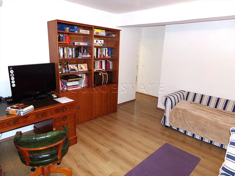 varaždin: prostran trosobni stan površine 140 m2 - slika 15