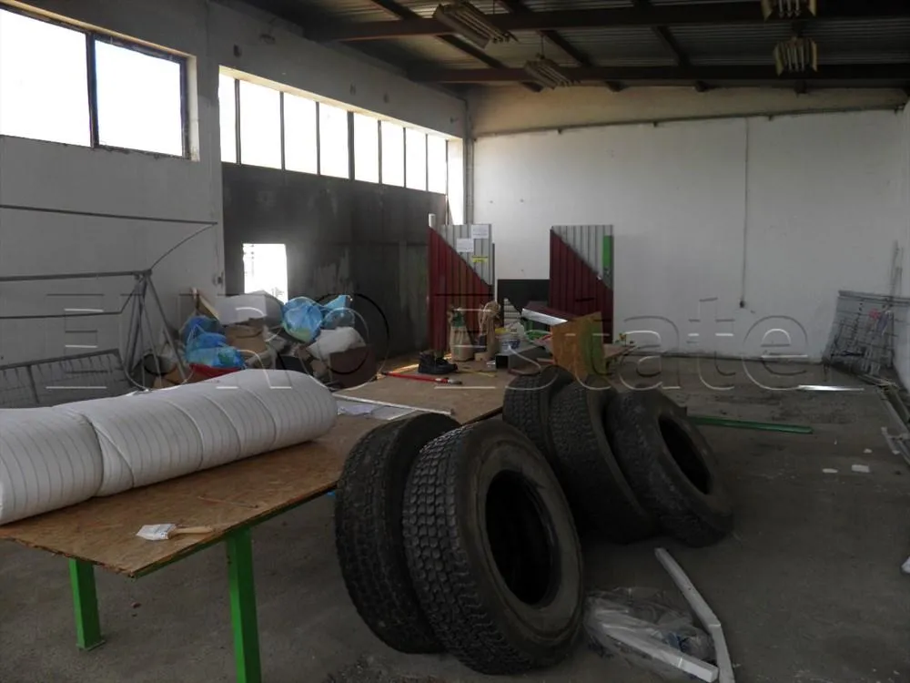 varaždin: upravna zgrada sa halom 1300 m2, ind. dvorište 3370 m2 - slika 24