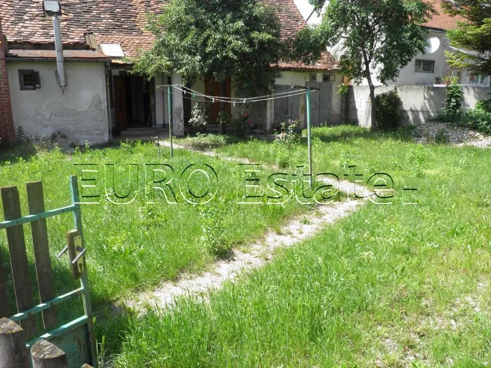 kuća u centru varaždina; prizemnica 160 m2, parcela 552 m2 - slika 6