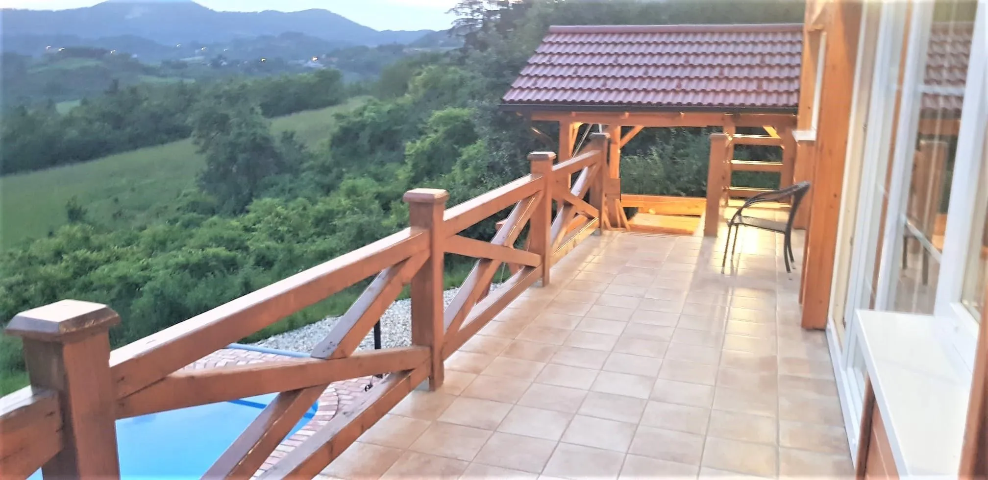 jelenščak: novogradnja, visoka prizemnica od 250 m2 sa bazenom - slika 12