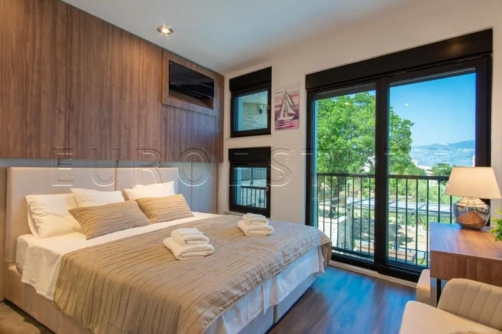 pag: luksuzna smart home vila s bazenom, neto 245,60 m2 - slika 9