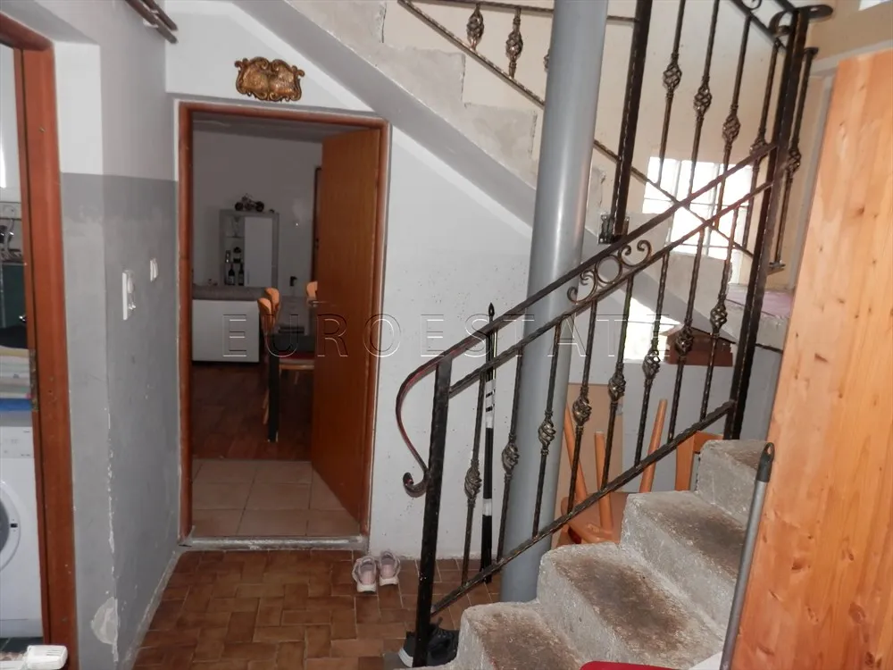 vrbanovec: kuća površine 174 m2 sa okućnicom površine 1975 m2 - slika 4
