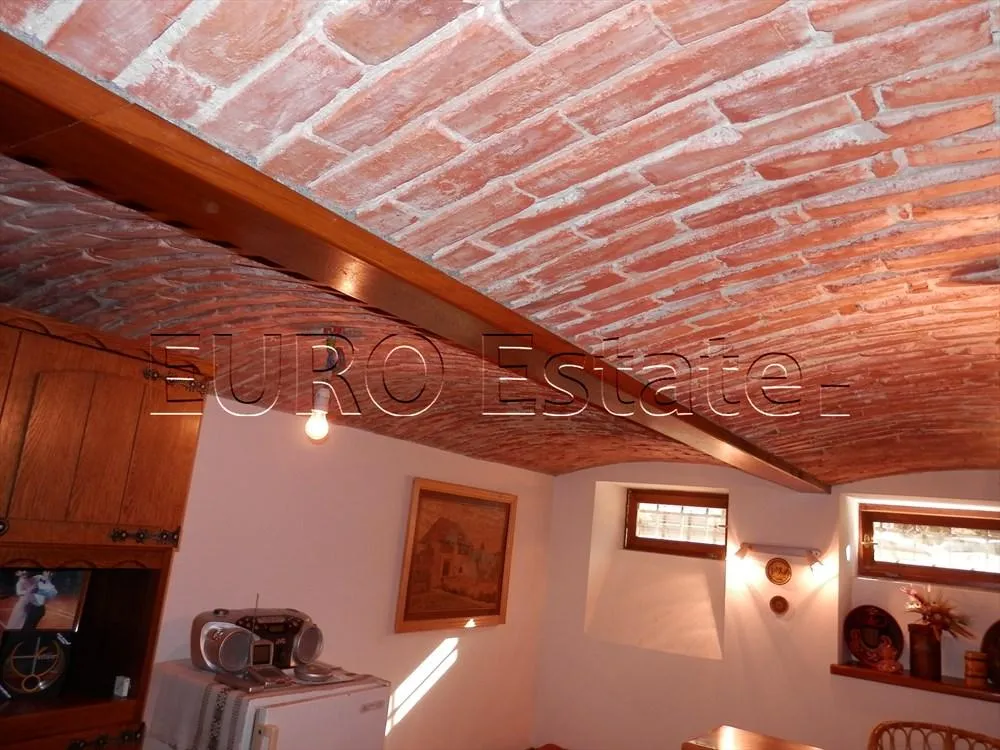 renovirana kuća sa tri stana u centru varaždina, ukupno 460 m2 - slika 27
