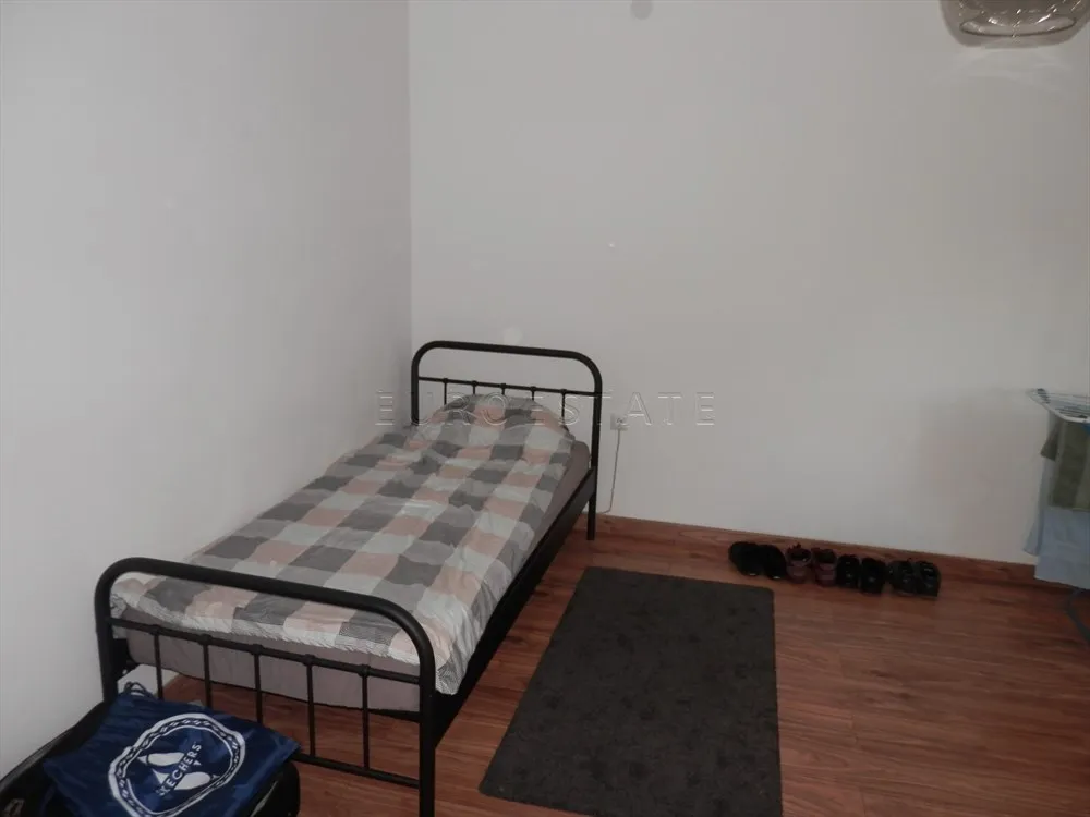 varaždin: renovirana dvojna kuća površine 135 m2, sa garažom i dvorištem - slika 16