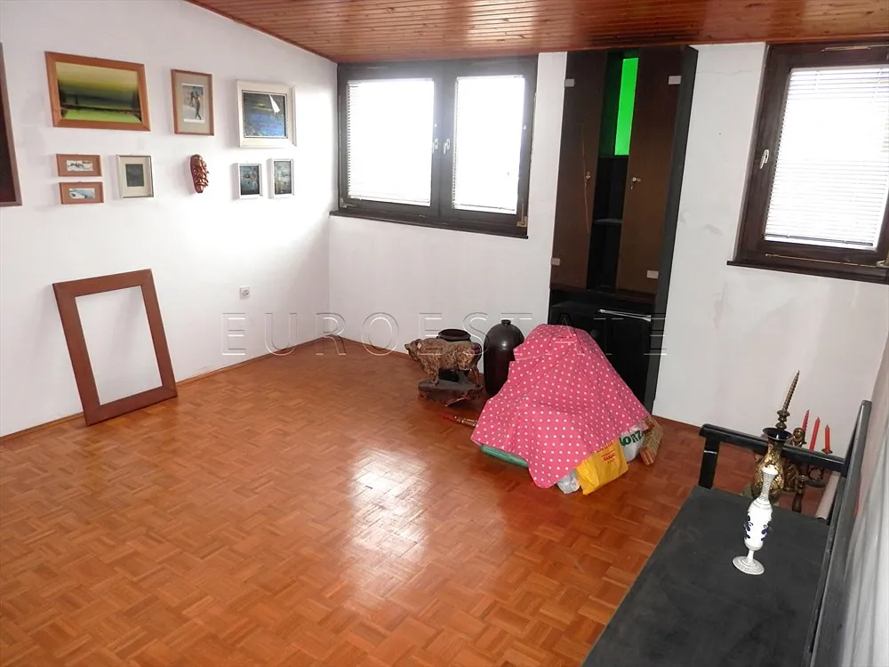 čakovec: prostran četverosobni stan površine 100 m2 na odličnoj lokaciji - slika 20
