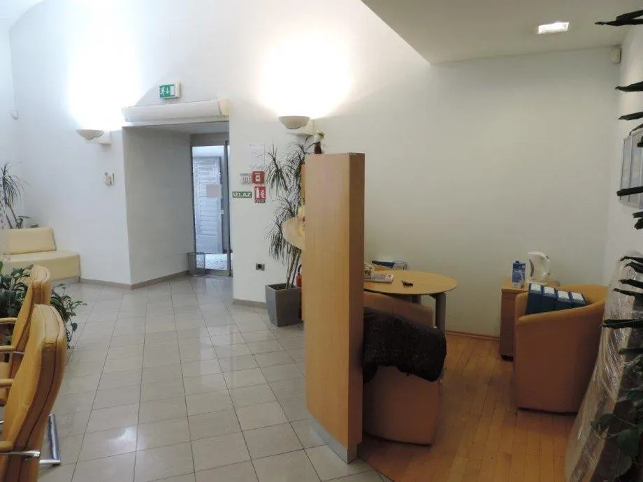 varaždin-gradska jezgra: 2-etažni, ulični poslovni prostor, 190 m2 - slika 3