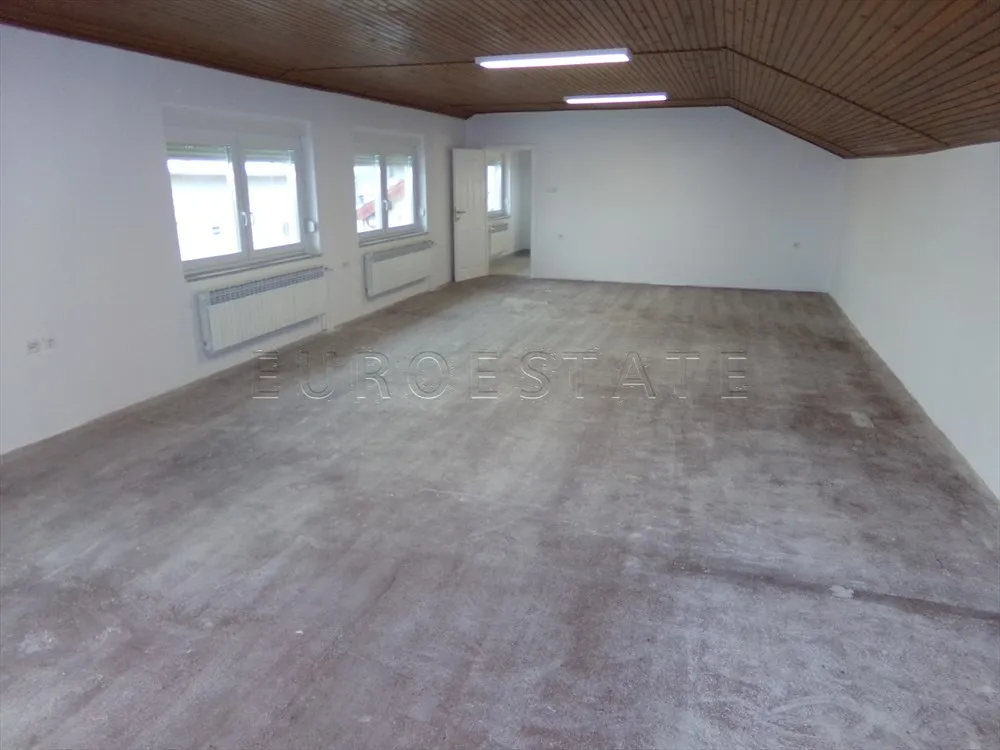 pušćine: poslovni prostor, 218 m2, prizemlje, kat, parking, dvorište - slika 17