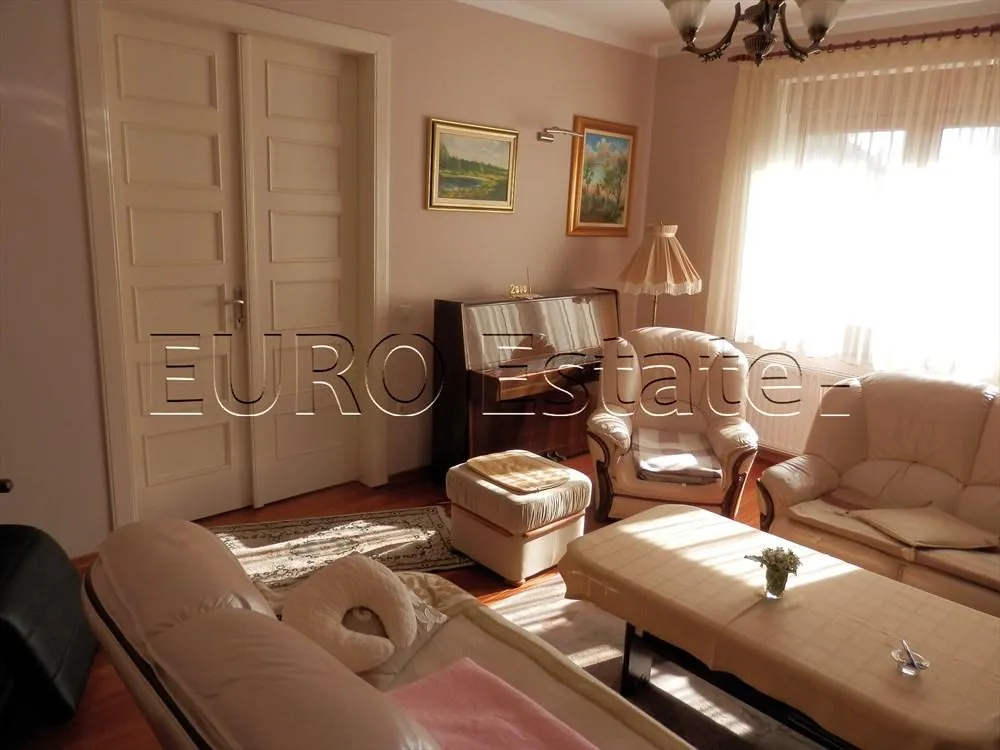renovirana kuća sa tri stana u centru varaždina, ukupno 460 m2 - slika 5