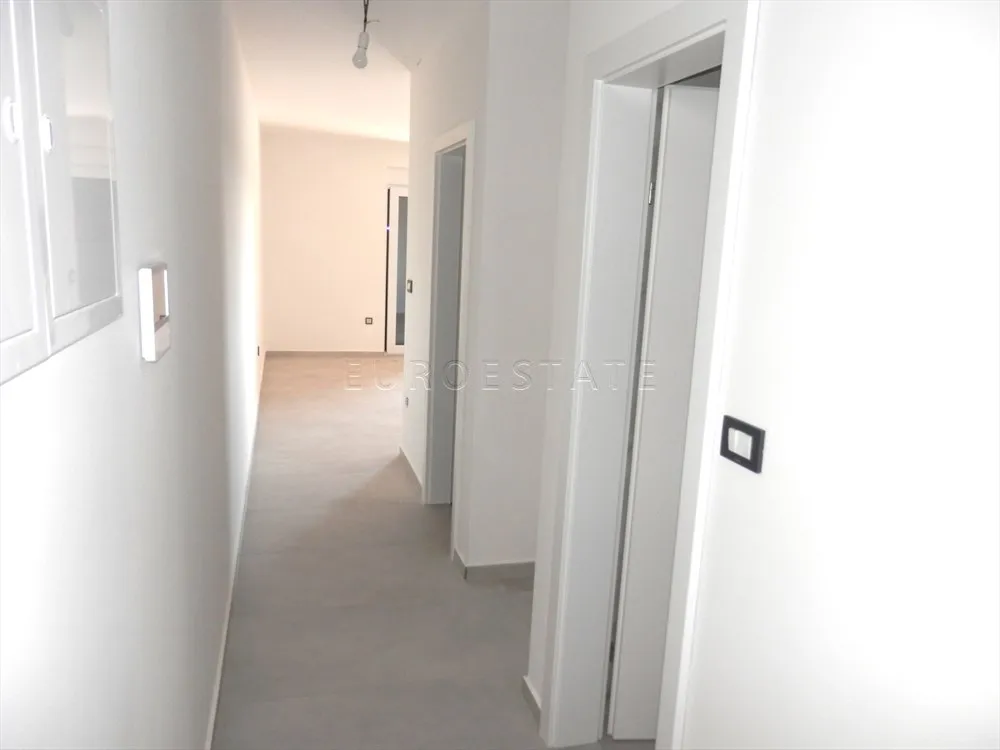 šimuni: nov, 3-sobni apartman + parking i vrt, 95.29 m2 - slika 12