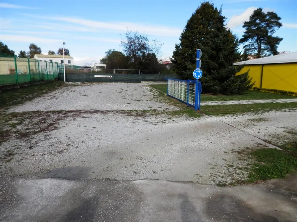 varaždin: poslovna zgrada za razne namjene, 264 m2, parcela 2000 m2 - slika 11