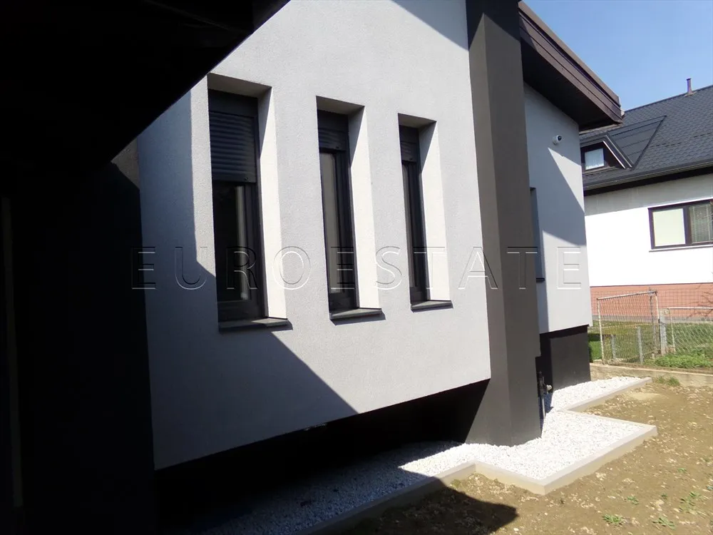 varaždin: novouređena visoka prizemnica od 180 m2 na odličnoj lokaciji, miran kvart - slika 5