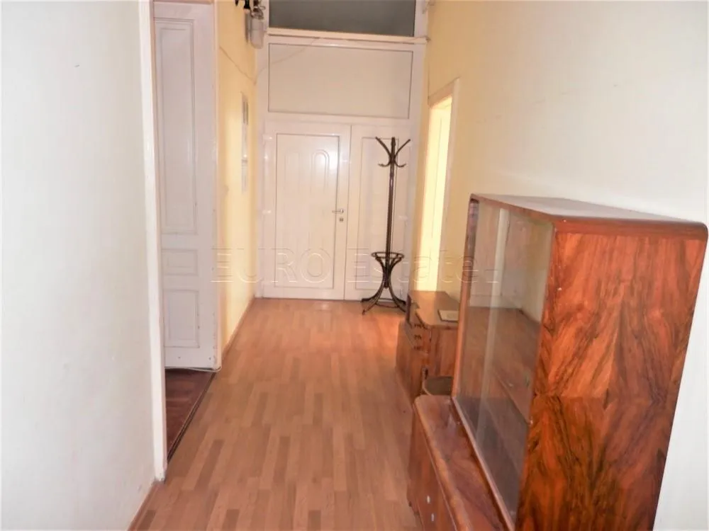 varaždin-gradska jezgra: 5-sobni stan od 180 m2, 1111 eur/m2 - slika 5