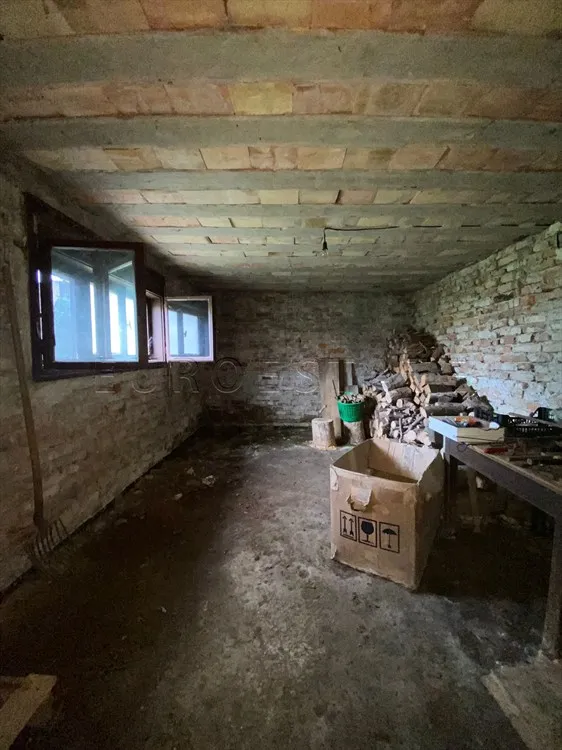 prelog: kuća sa pomoćnim zgradama i velikim zemljištem na prodaju, 254,42 m2 bruto - slika 36