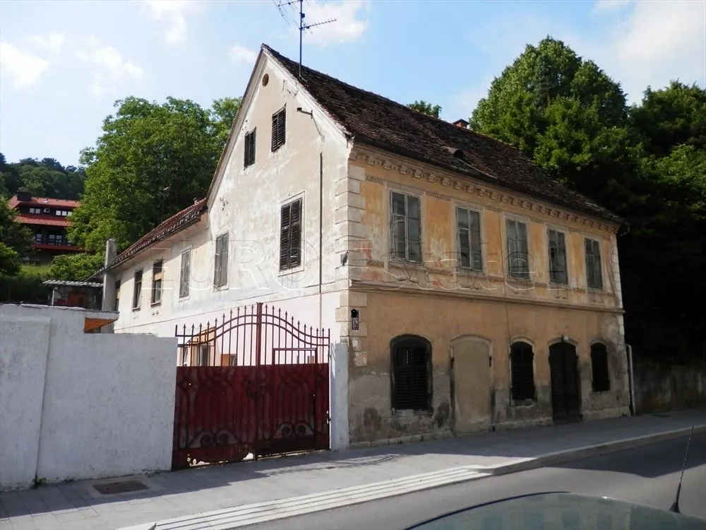 Samobor (centar): građevinsko zemljište, 2900 m2, stambena namjena