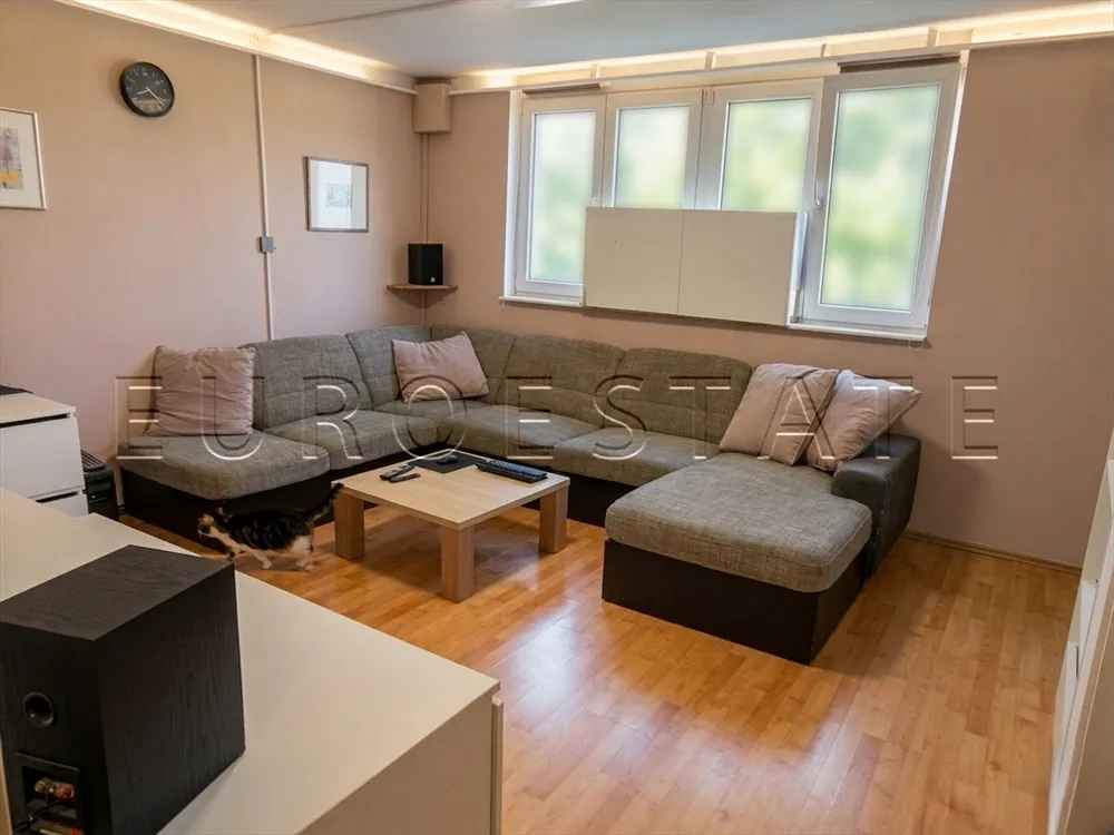 varaždin - blizina centra: kompletno adaptiran dvosoban stan u prizemlju, 51.25 m2 - slika 10