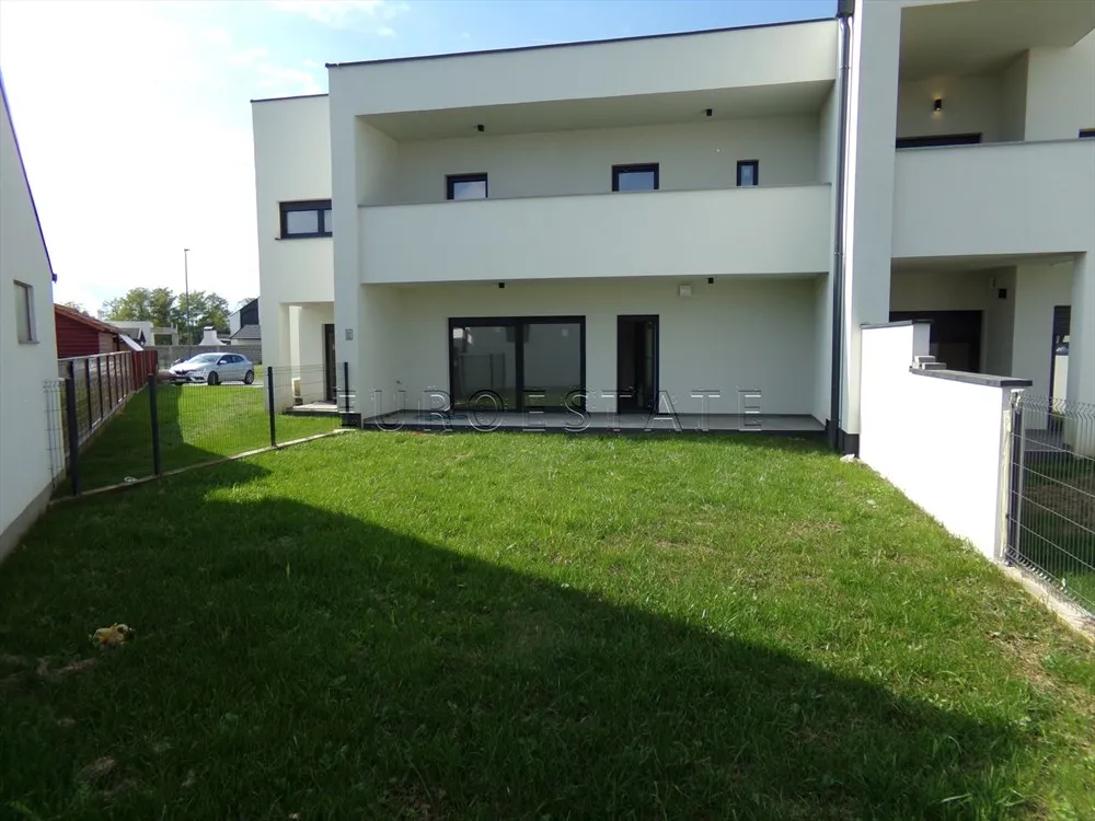 sračinec: dvoetažni 4-sobni stan sa dvorištem i parkiralištem, sveukupne površine 275 m2, novogradnja - slika 6