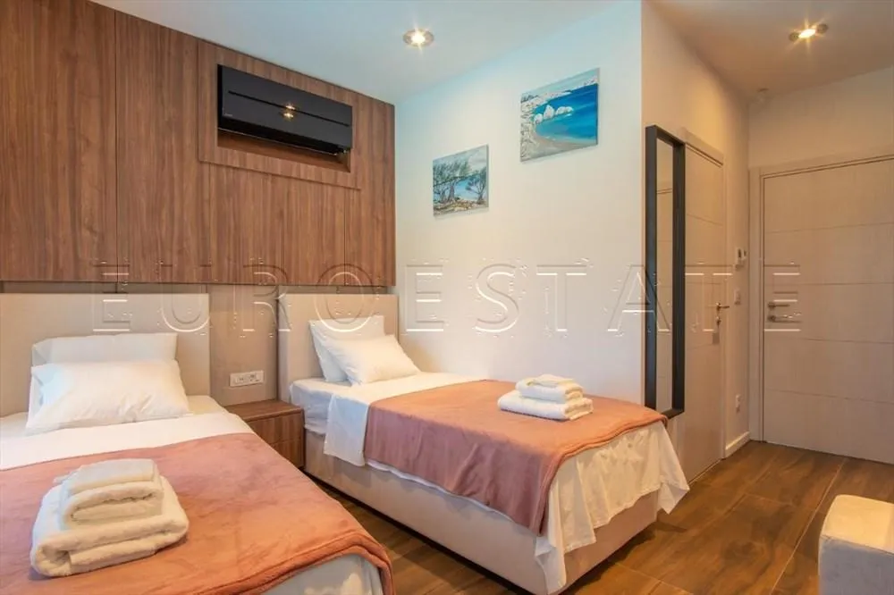 pag: luksuzna smart home vila s bazenom, neto 245,60 m2 - slika 8