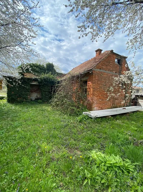 vuglovec; građevinsko zemljište ukupne površine 1126 m2 ! - slika 5