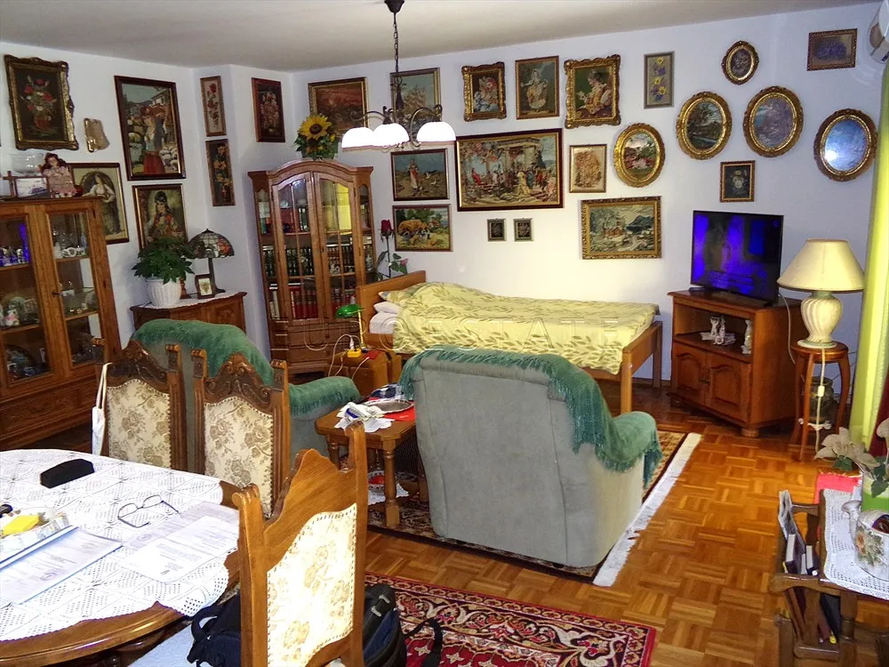 varaždin: odlična kuća novije gradnje u centru grada, površine 226 m2 - slika 8