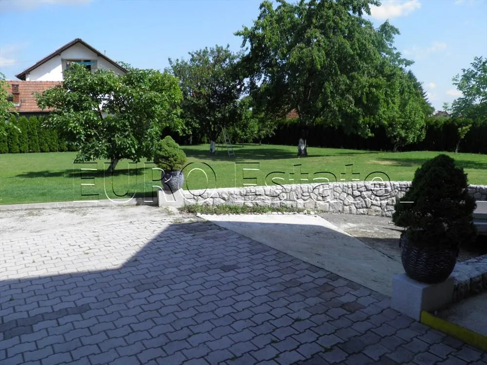 kuća: lepoglava, katnica 250 m2, 4000 m2 uređene okućnice - slika 13