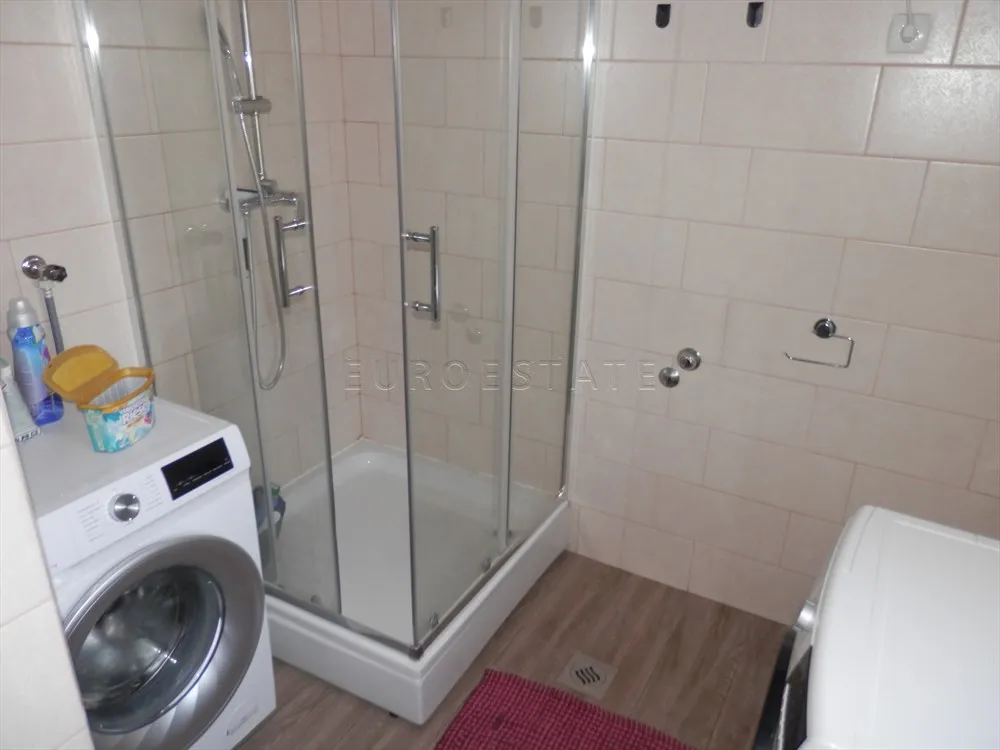 varaždin: renovirana dvojna kuća površine 120 m2, sa dvorištem od 224 m2 - slika 22