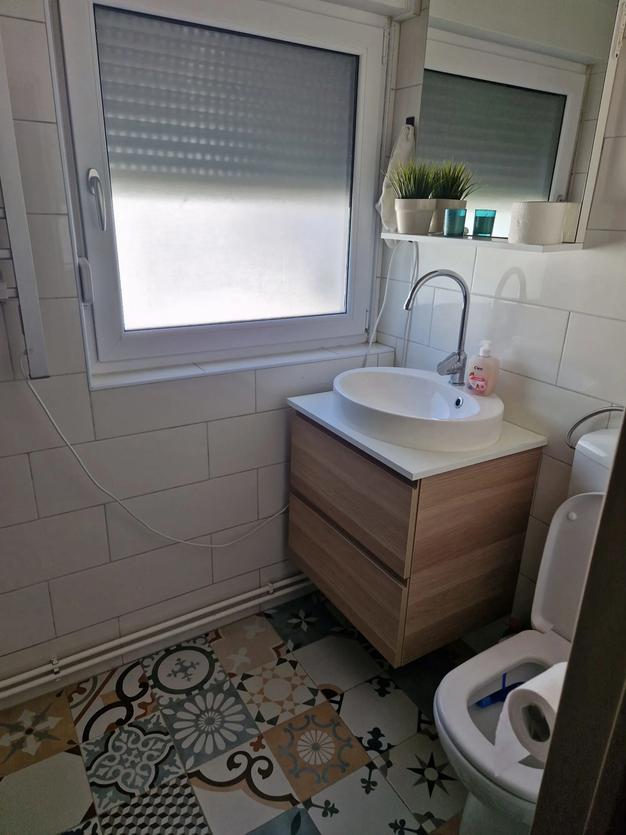 varaždin: renovirana dvojna kuća površine 135 m2, sa garažom i dvorištem - slika 25
