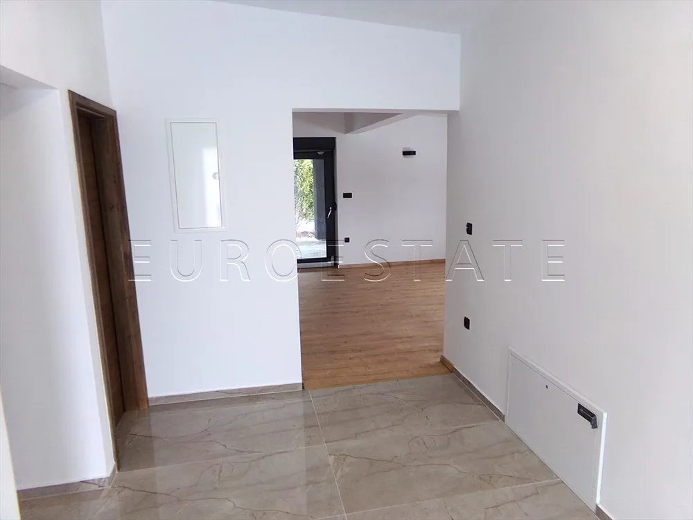 varaždin: novouređena visoka prizemnica od 180 m2 na odličnoj lokaciji, miran kvart - slika 10