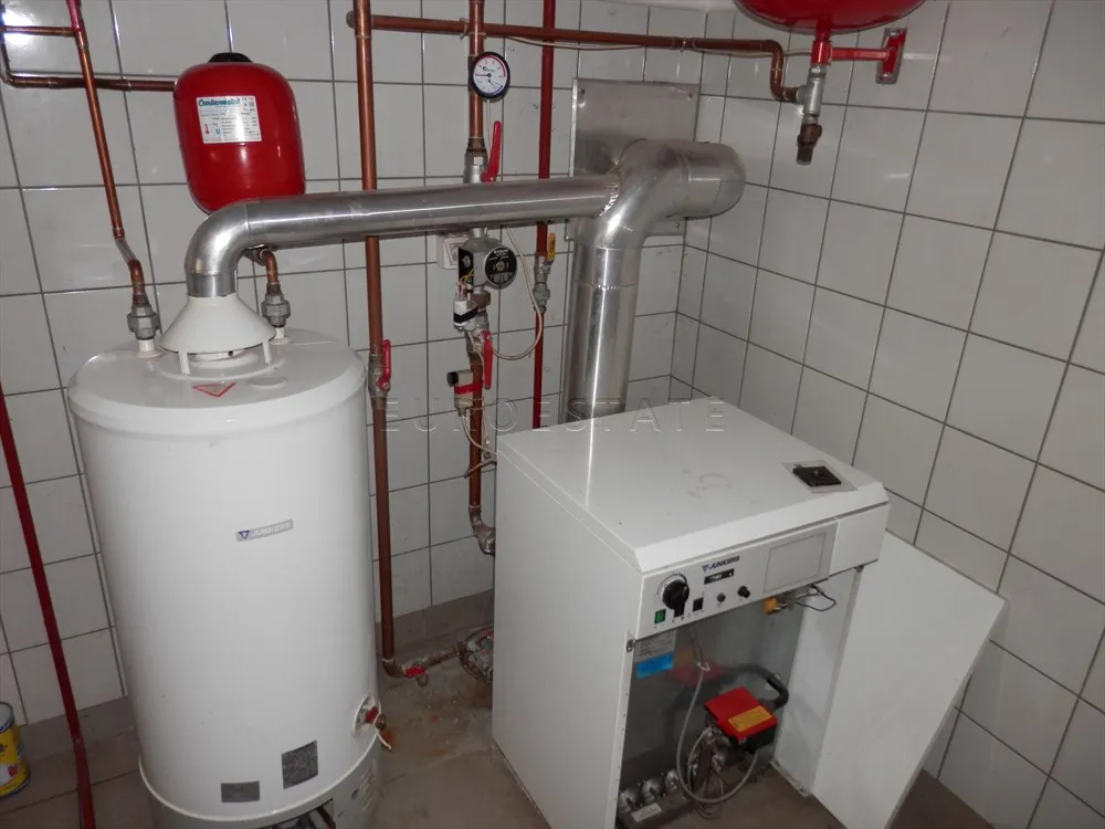 nova ves petrijanečka: kuća od 220 m2 sa gospodarskom zgradom i radionom - slika 19