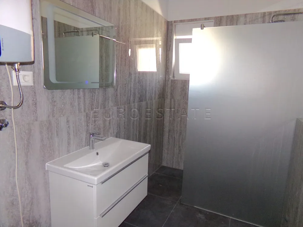 šimuni: dvoetažan apartman sa pogledom na more, 2 parkirna mjesta + dvorište - slika 28
