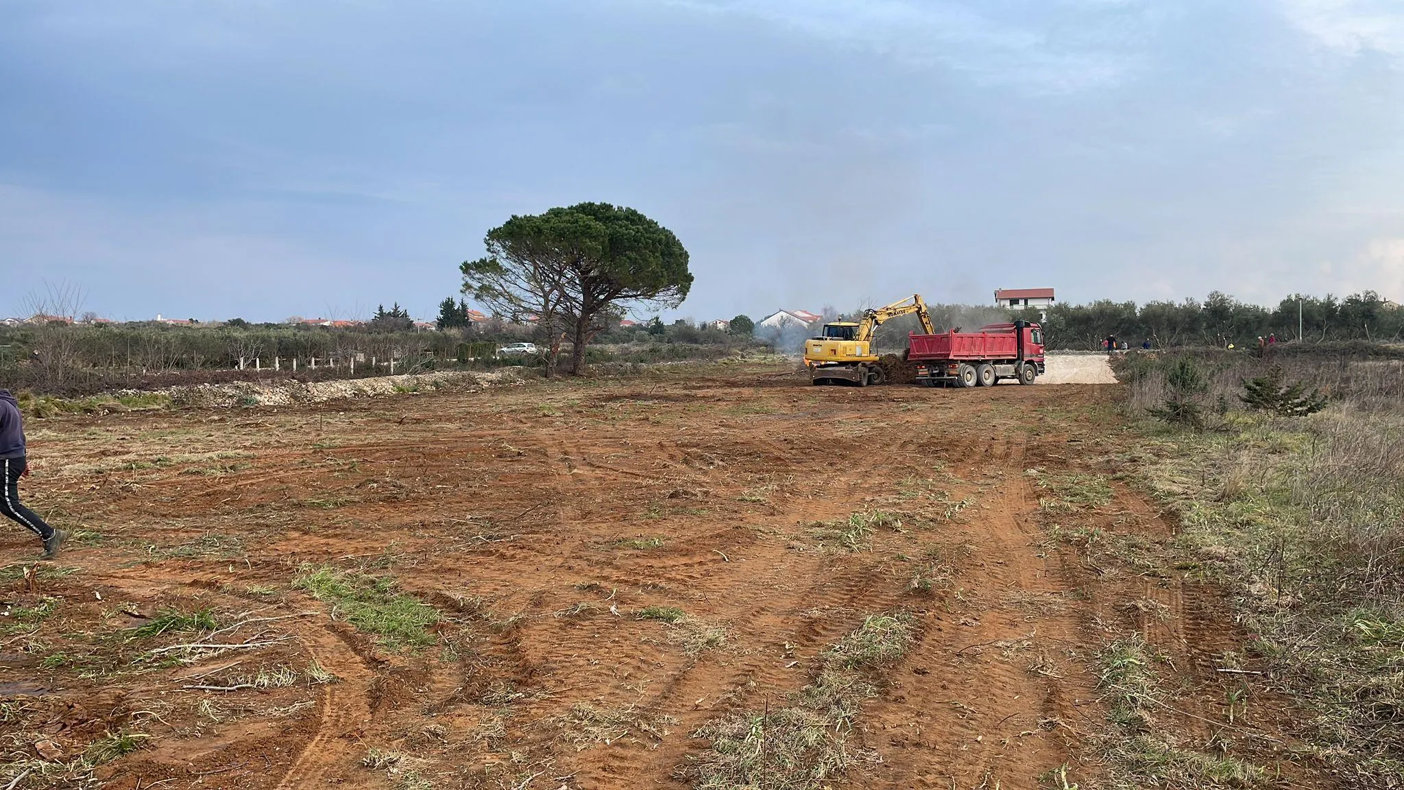 vrsi: građevinska zemljišta površine 500 m2 i 953 m2 - slika 3