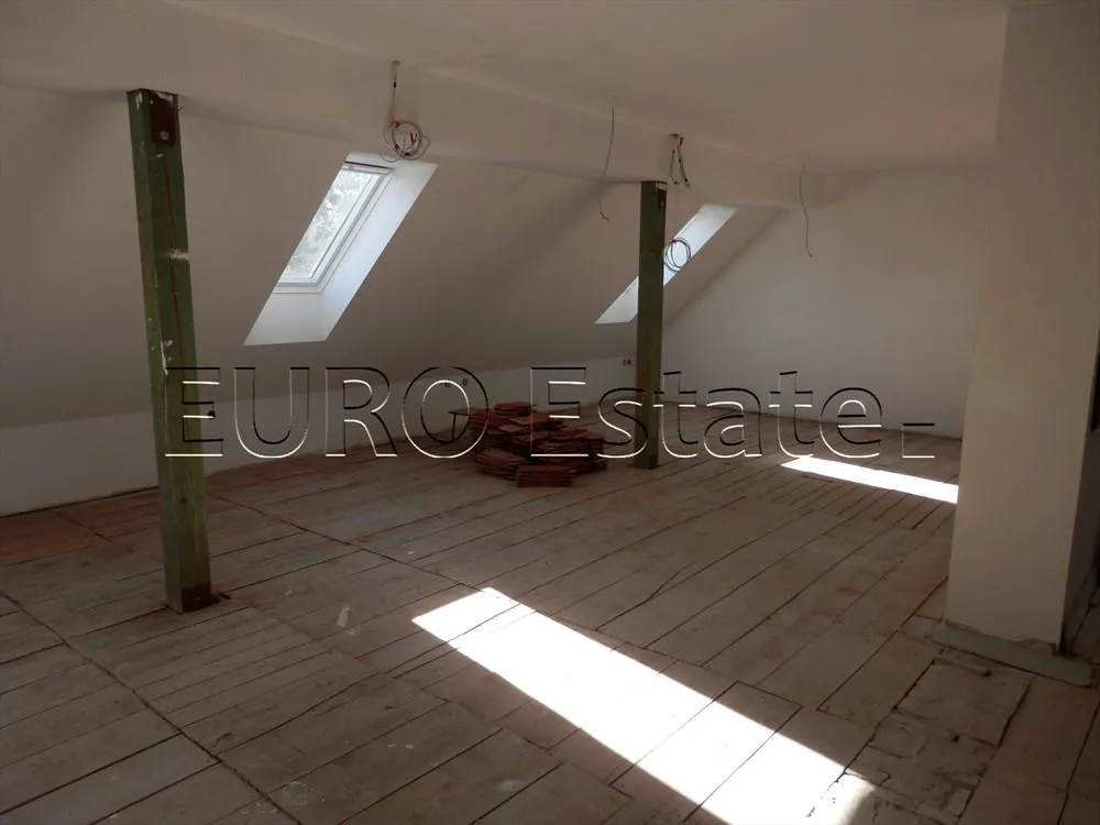 renovirana kuća sa tri stana u centru varaždina, ukupno 460 m2 - slika 14