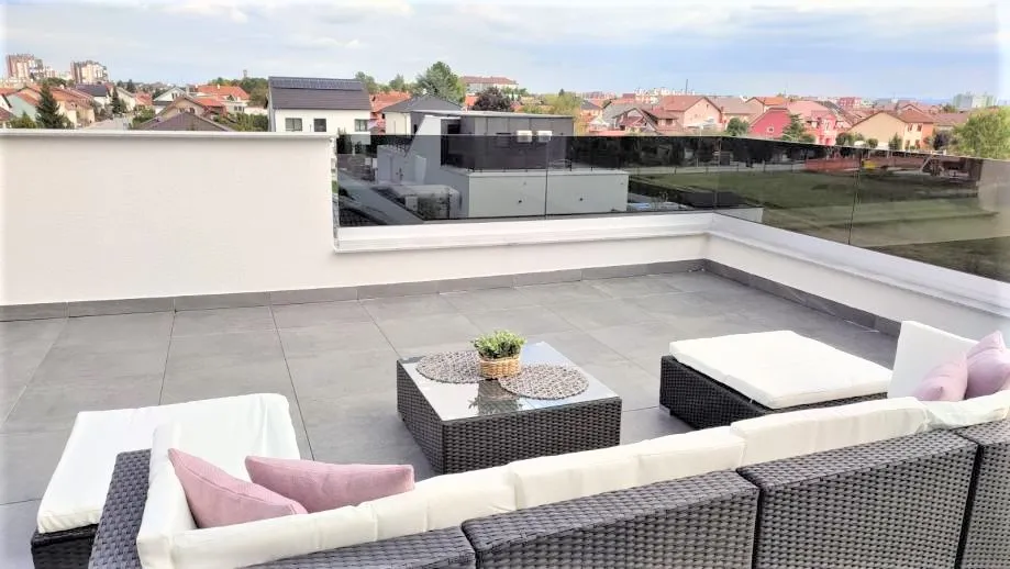 novo: penthouse (2 stana) od 234 m2 u urbanoj vili u varaždinu - slika 4