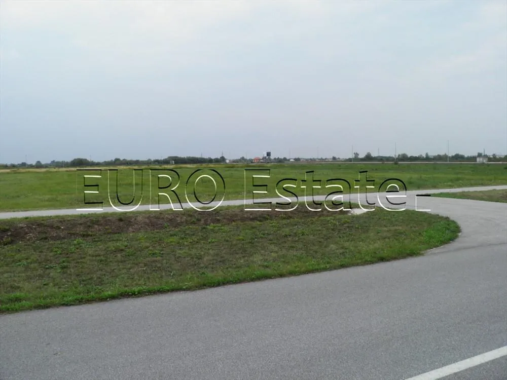 kneginec - zona, opremljeno građevinsko zemljište površine 8486 m2 - slika 2