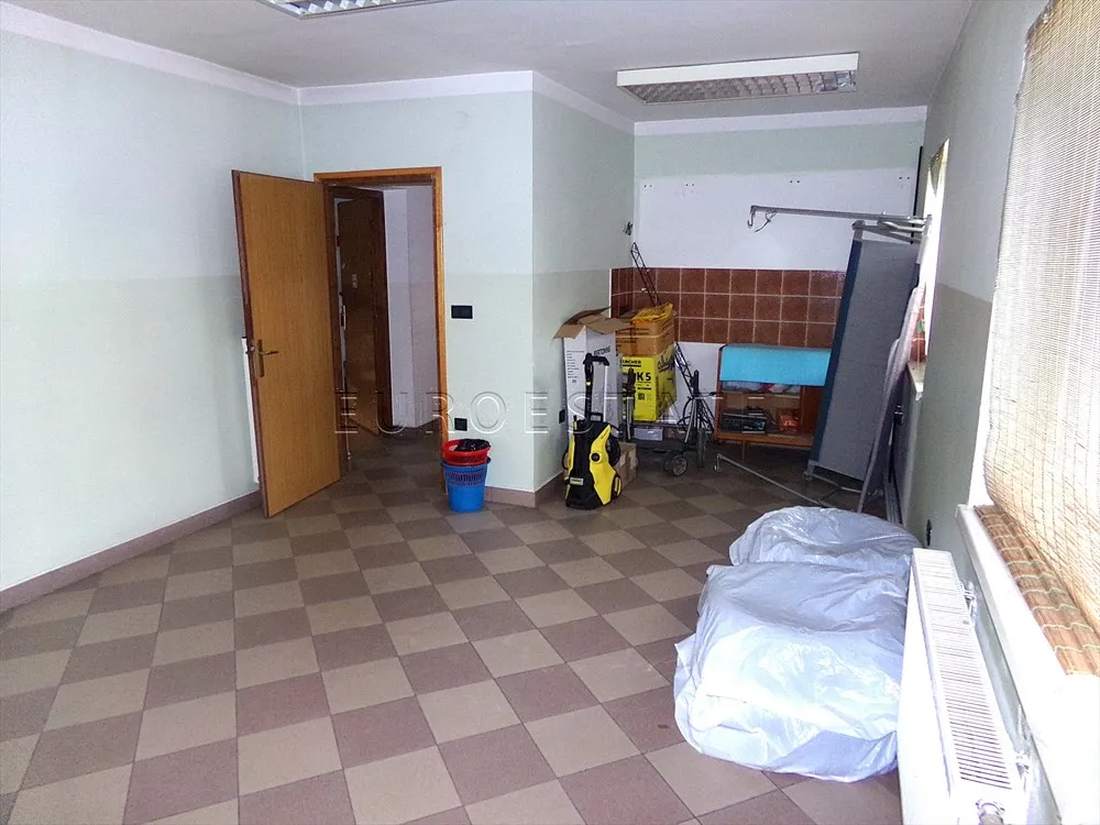 varaždin: poslovna zgrada, skladište i kuća, sveukupno 500 m2 - slika 27