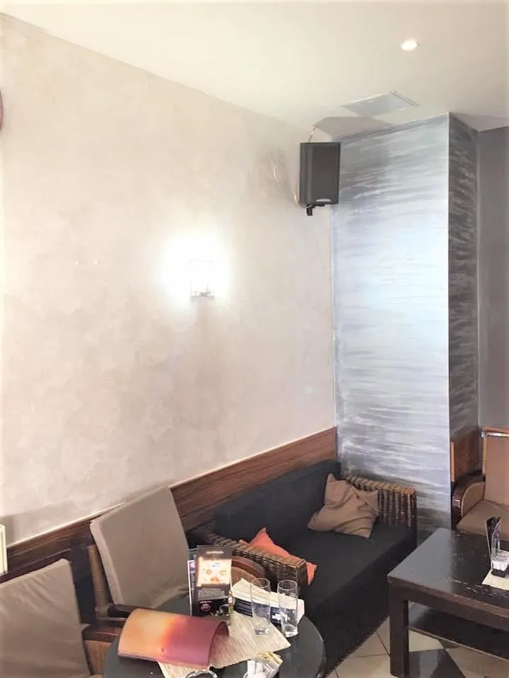 varaždin: odličan poslovni prostor, namješten, frekventno, 145.10 m2 - slika 10