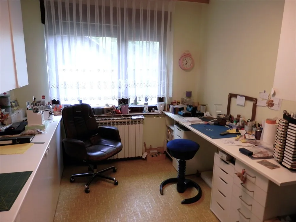 boričevec toplički: prostrana i renovirana kuća sa 324 m2 ukupne površine i 4648 m2 okućnice - slika 26