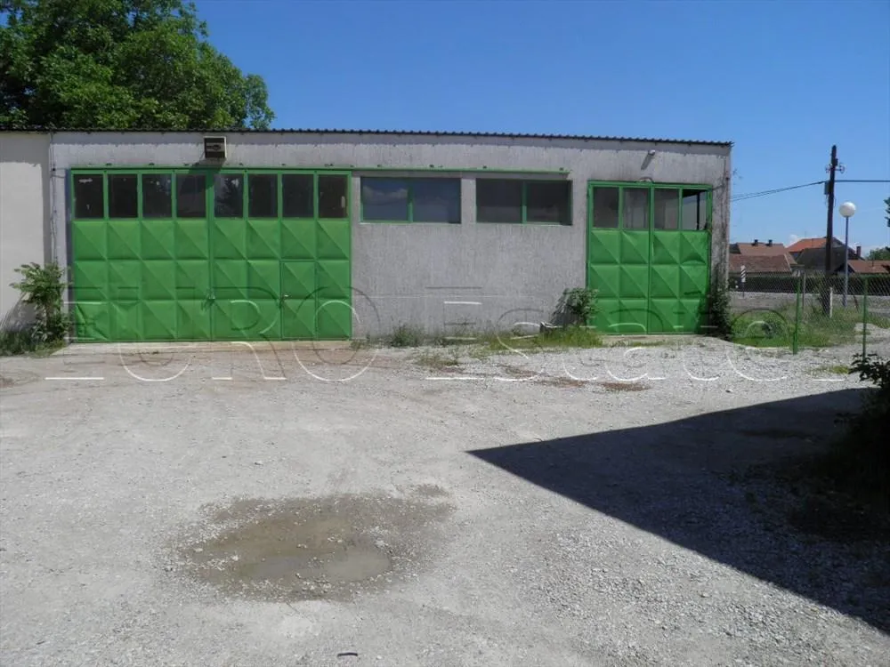 varaždin: upravna zgrada sa halom 1300 m2, ind. dvorište 3370 m2 - slika 22