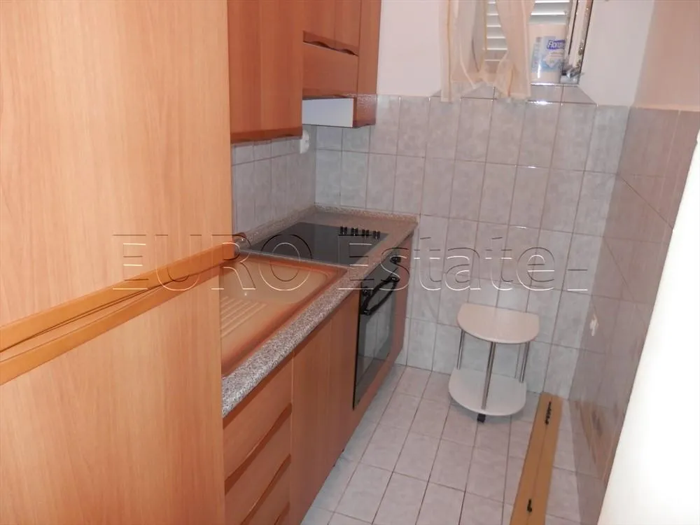 srima; luksuzna višekatnica s 5 apartmana, 30 metara od mora ! - slika 9