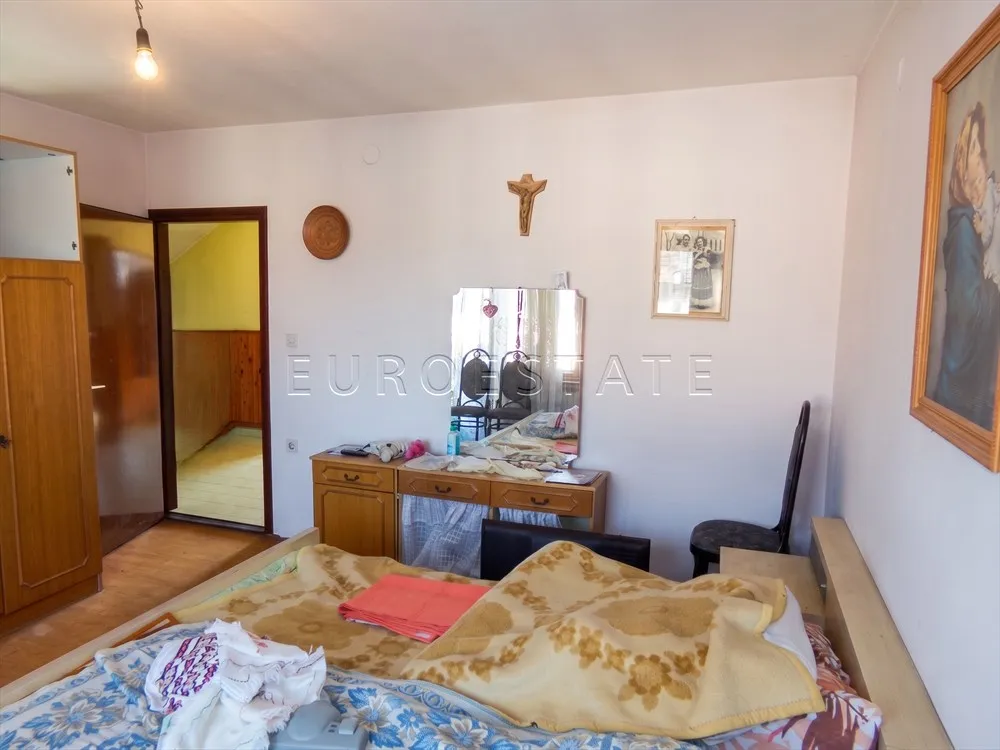kuršanec: prostrana stambena kuća od 284 m2 sa pomoćnom poslovnom zgradom od 116 m2 - slika 15