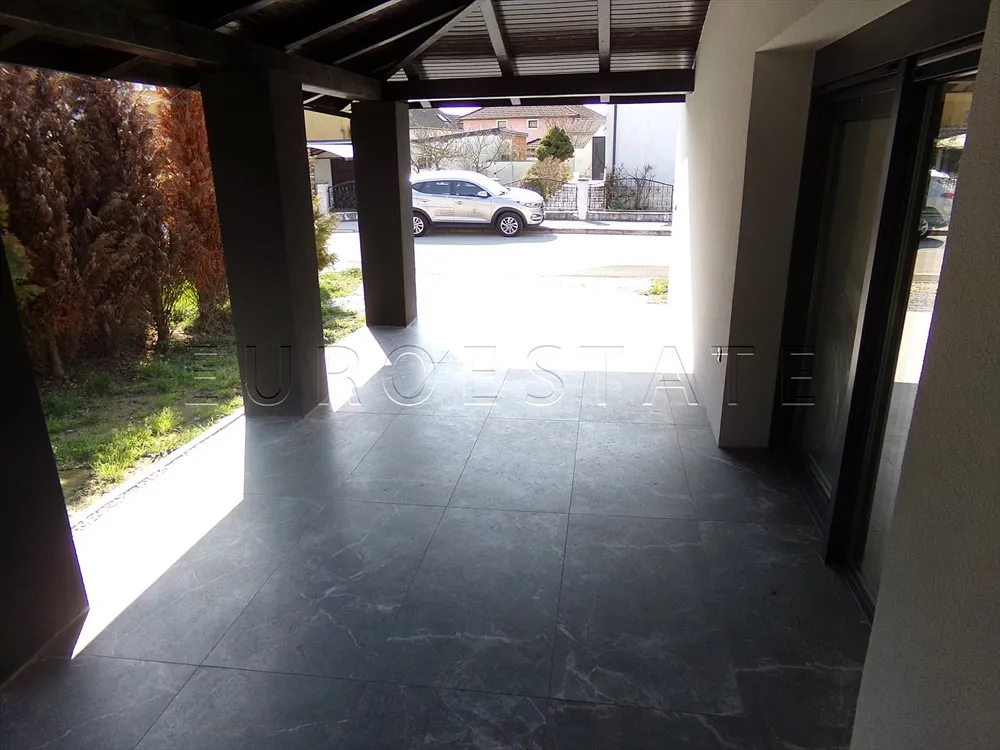 varaždin: novouređena visoka prizemnica od 180 m2 na odličnoj lokaciji, miran kvart - slika 7