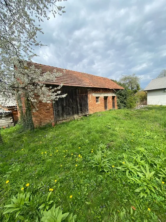 vuglovec; građevinsko zemljište ukupne površine 1126 m2 ! - slika 4