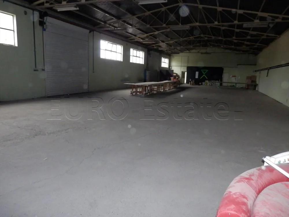 varaždin: upravna zgrada sa halom 1300 m2, ind. dvorište 3370 m2 - slika 21