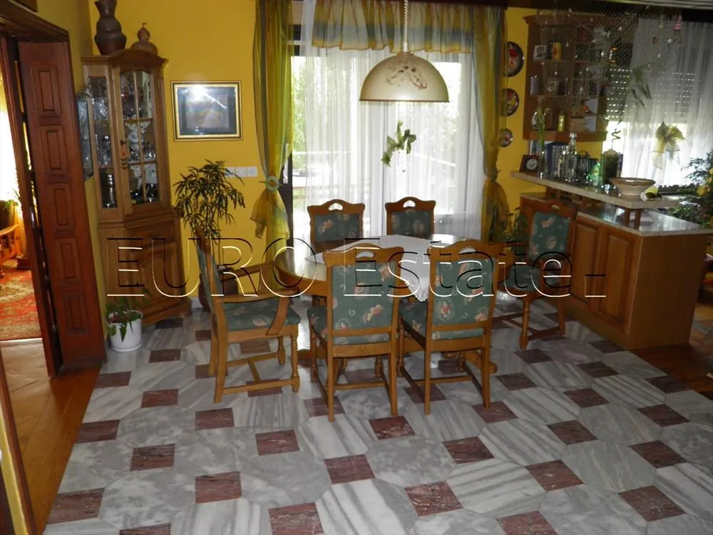 kuća: lepoglava, katnica 250 m2, 4000 m2 uređene okućnice - slika 19
