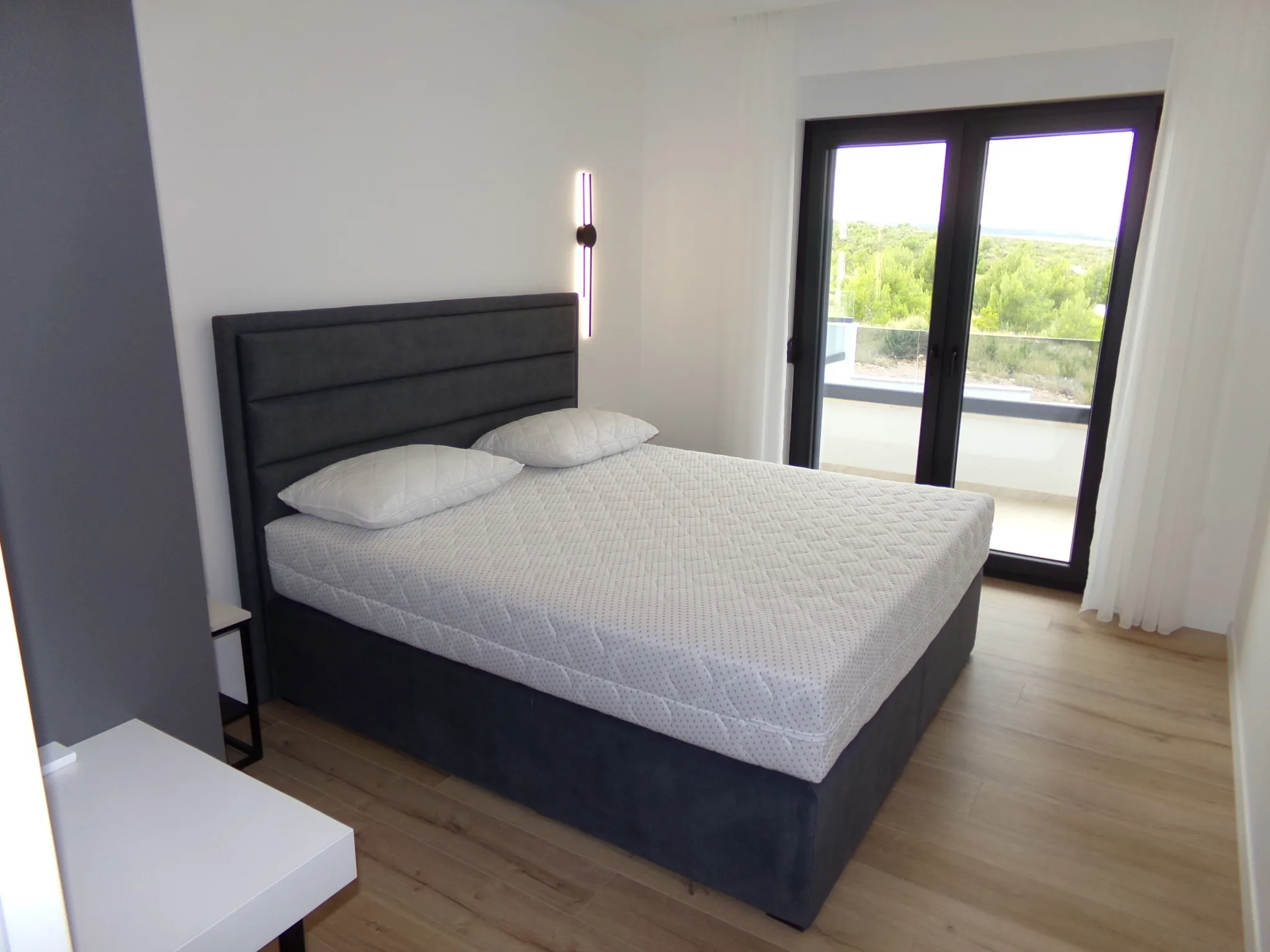 rovanjska: nova moderna vila površine 320 m2 sa bazenom i pogledom na more - slika 29