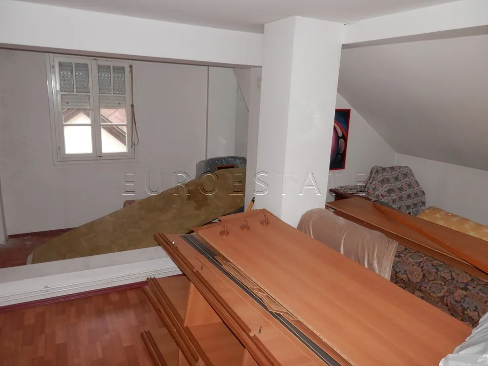 varaždin: prostran trosobni stan od 158 m2, sa garažom i dvorištem - slika 20