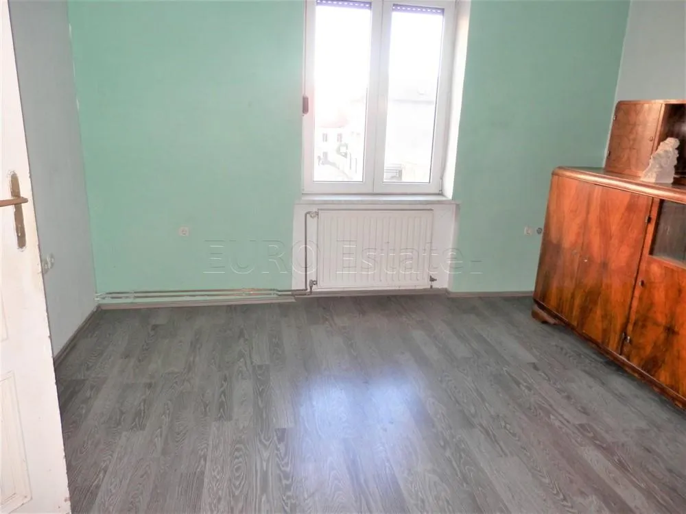varaždin-gradska jezgra: 5-sobni stan od 180 m2, 1111 eur/m2 - slika 11
