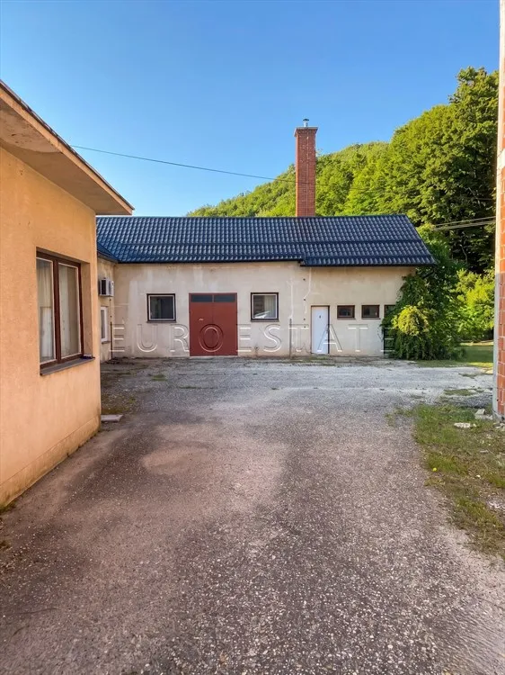 lepoglava: poslovna hala, višenamjenski poslovni prostor 421 m2 - slika 19